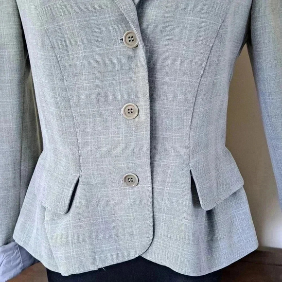 ❤️ Max Studio Grey Plaid Blazer Women's Size 2 Long  Sleeved - Picture 9 of 13